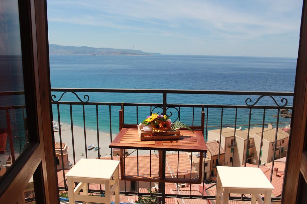 Olimpo Palace Affittacamere Scilla Buitenkant foto